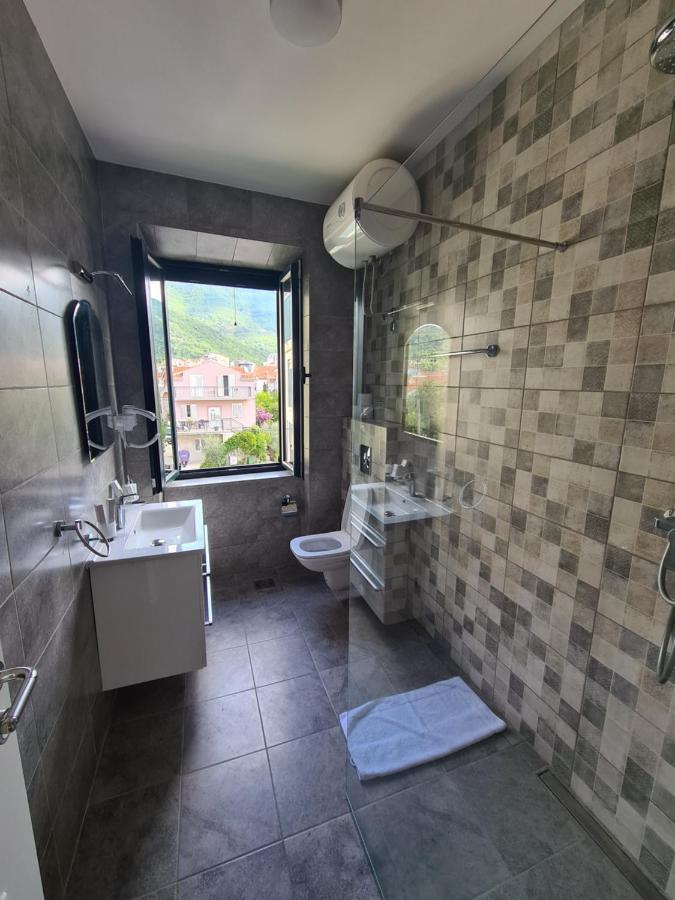 Rustico Apartments Tivat Ngoại thất bức ảnh