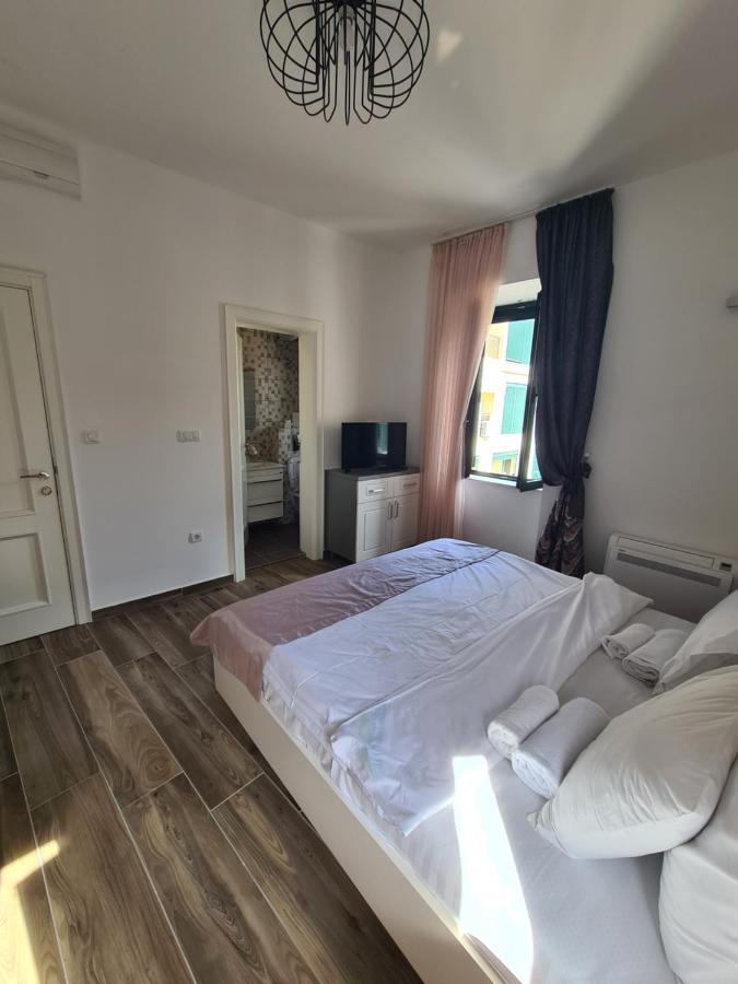 Rustico Apartments Tivat Ngoại thất bức ảnh