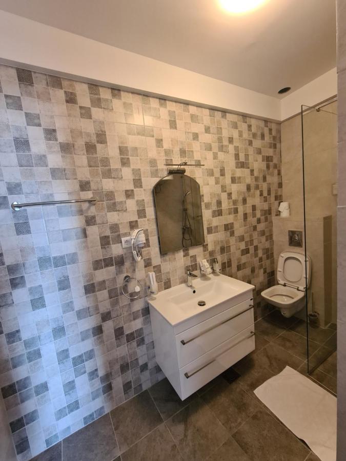 Rustico Apartments Tivat Ngoại thất bức ảnh