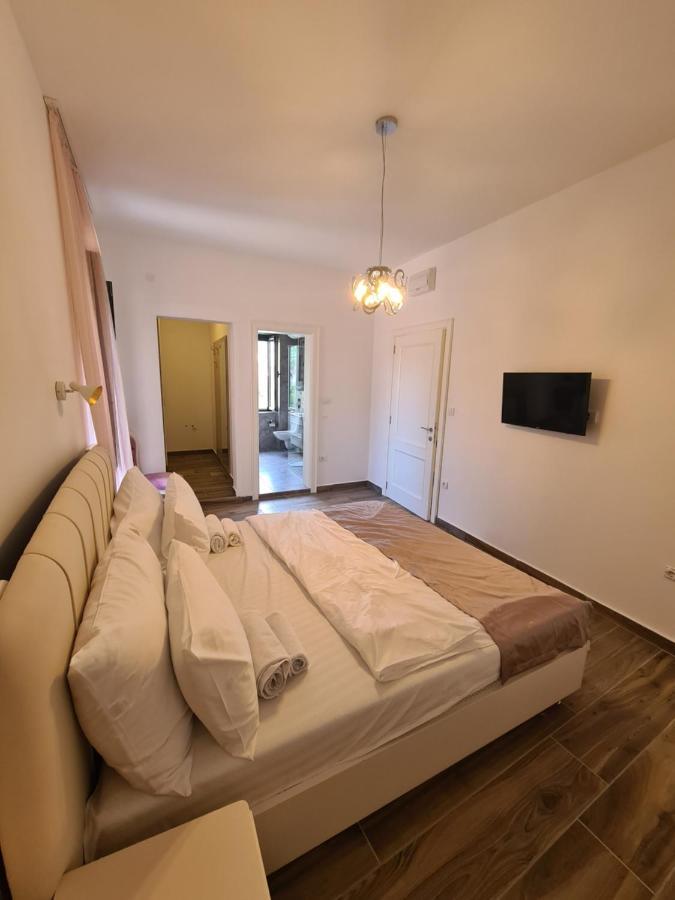 Rustico Apartments Tivat Ngoại thất bức ảnh