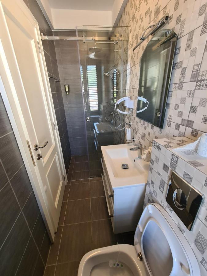 Rustico Apartments Tivat Ngoại thất bức ảnh