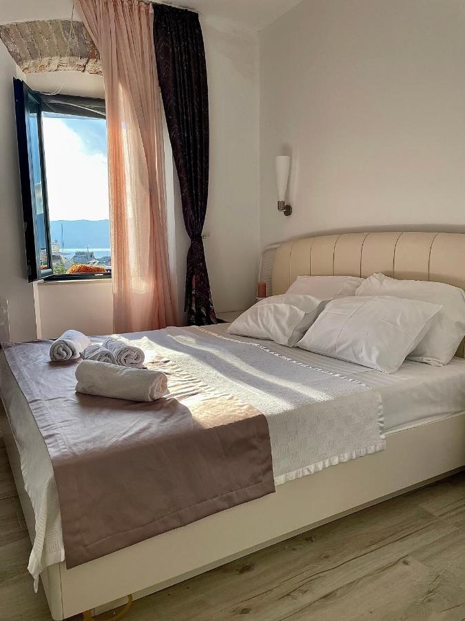Rustico Apartments Tivat Ngoại thất bức ảnh