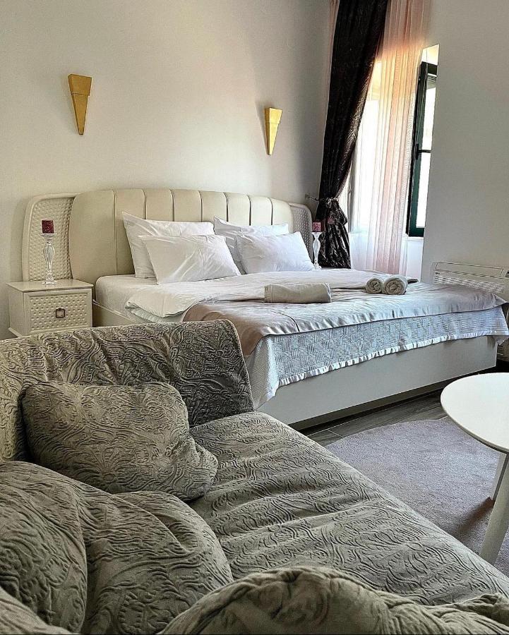Rustico Apartments Tivat Ngoại thất bức ảnh