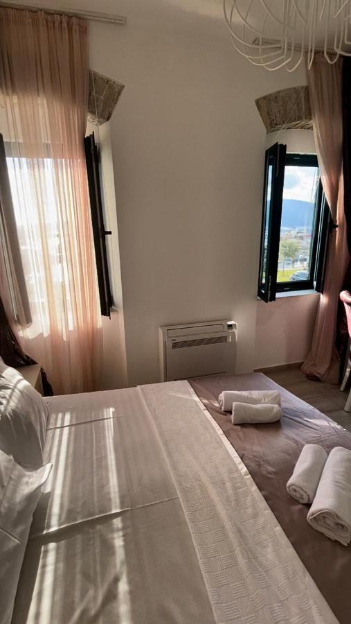 Rustico Apartments Tivat Ngoại thất bức ảnh