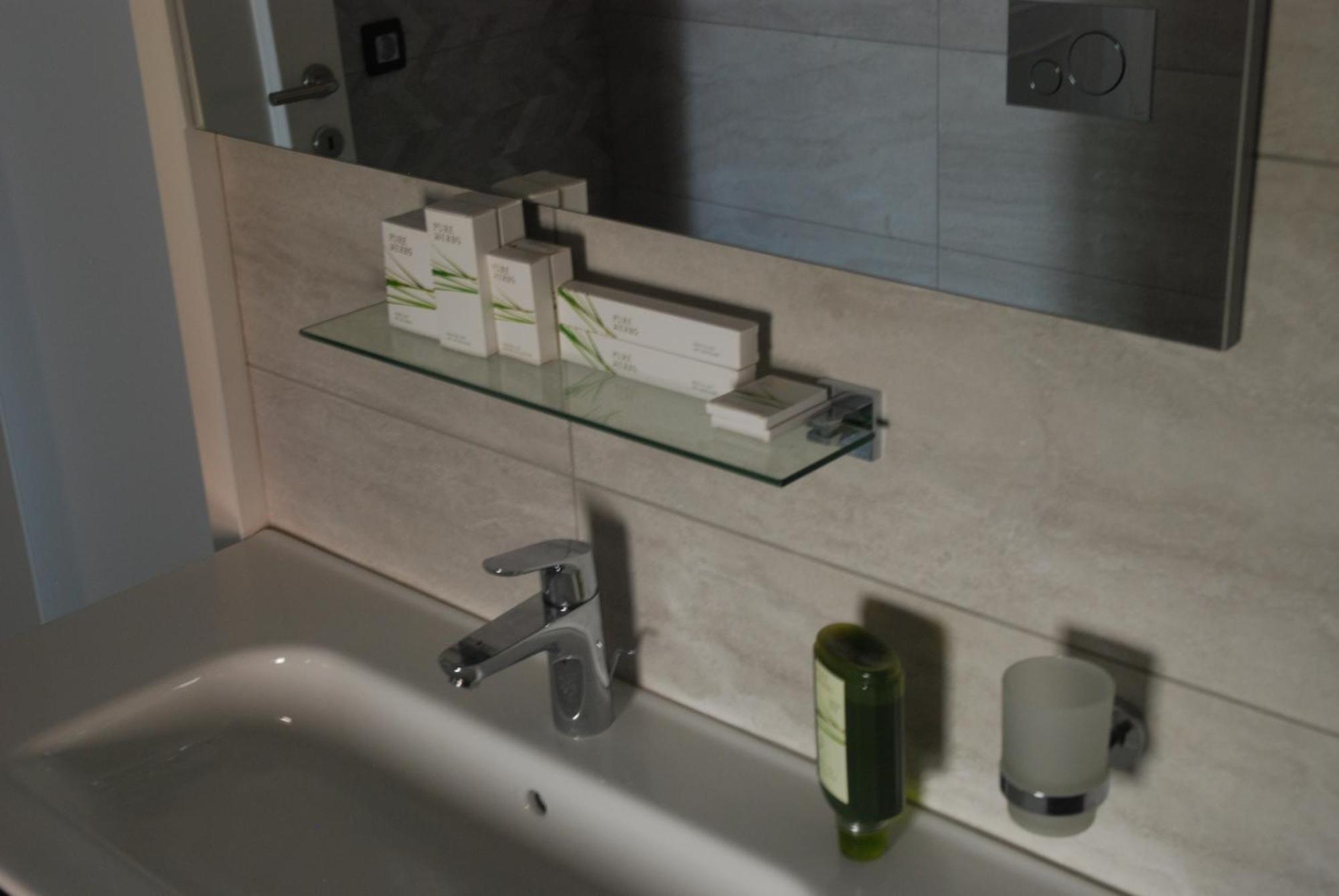 Rustico Apartments Tivat Ngoại thất bức ảnh
