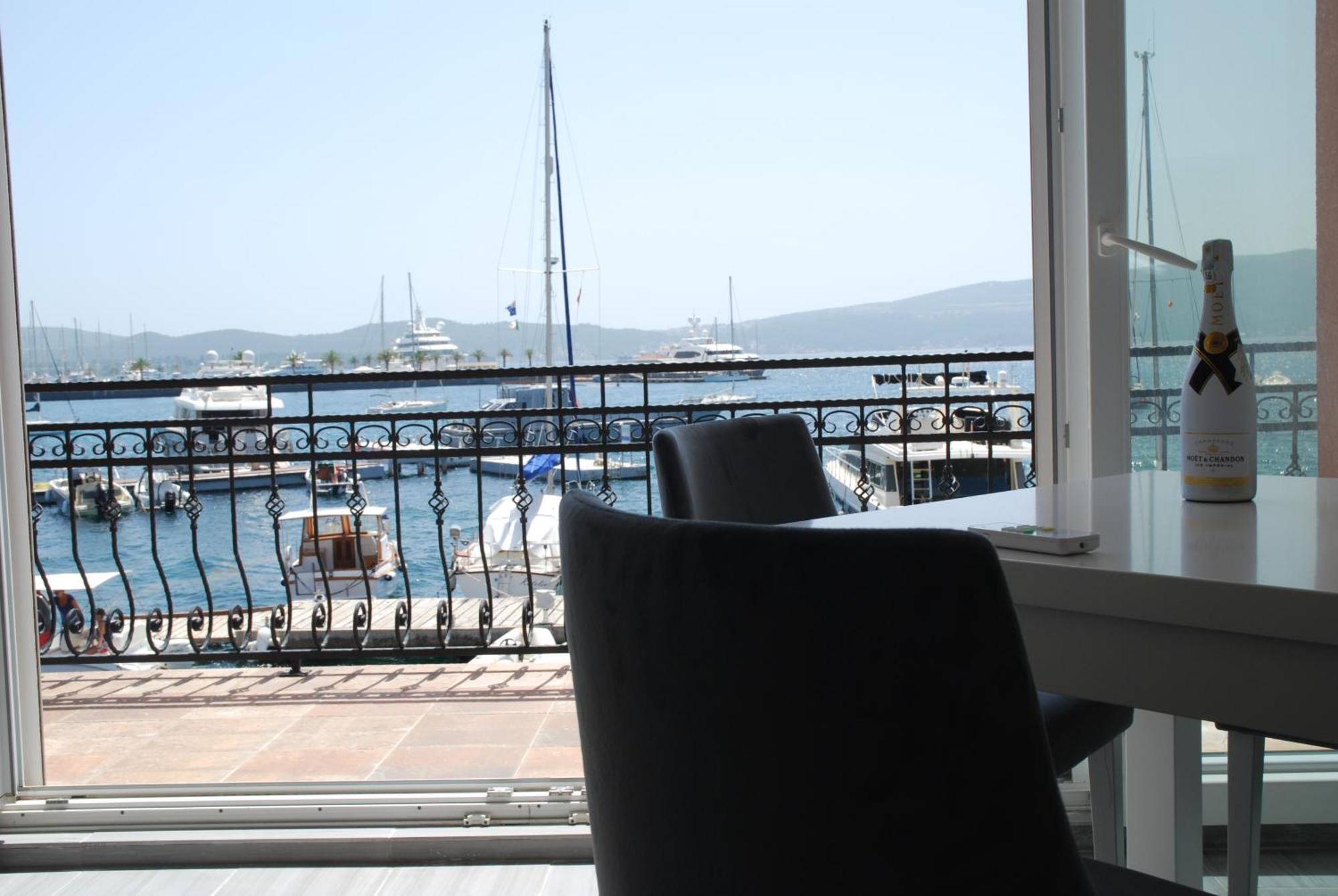 Rustico Apartments Tivat Ngoại thất bức ảnh