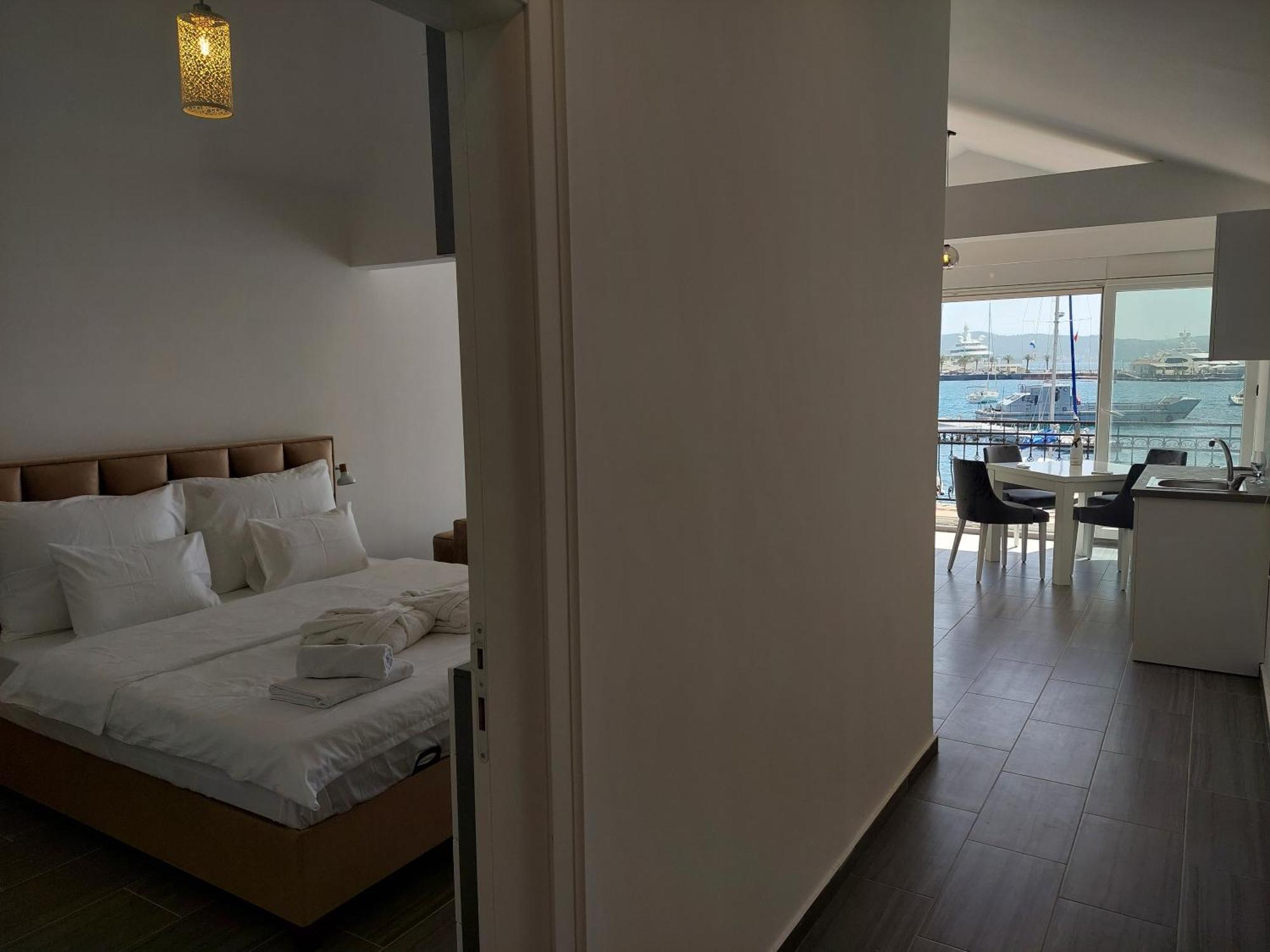 Rustico Apartments Tivat Ngoại thất bức ảnh